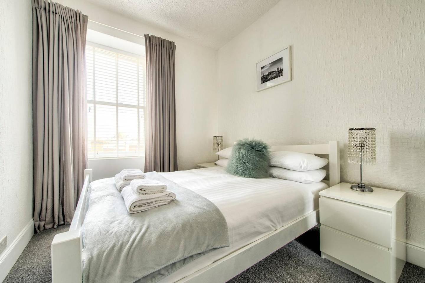 Guestready - Modern 2Br Home On The Royal Mile! EDI Eksteriør bilde